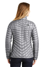 Load image into Gallery viewer, THE NORTH FACE® THERMOBALL™ TREKKER LADIES' JACKET. NF0A3LHK